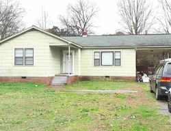 Pre-foreclosure Listing in CALDWELL ST CLINTON, SC 29325
