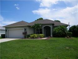 Pre-foreclosure in  SW HOLDEN TER Port Saint Lucie, FL 34984