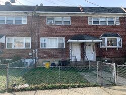  Lakeshore Dr, Camden NJ