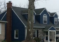 Pre-foreclosure in  S KINZER AVE New Holland, PA 17557