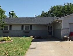 Pre-foreclosure Listing in APACHE CT WOODWARD, OK 73801