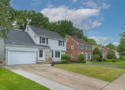 Pre-foreclosure in  EDISON RD Cleveland, OH 44121