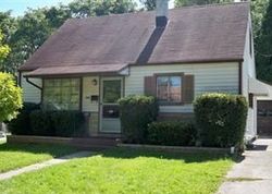 Pre-foreclosure in  BROWNELL RD Dayton, OH 45403