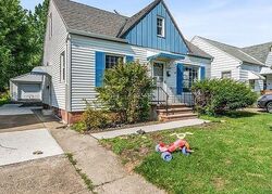 Pre-foreclosure in  BRUNSWICK AVE Maple Heights, OH 44137