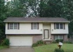 Pre-foreclosure in  GOURLEY LN Newburgh, IN 47630
