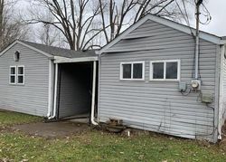 Pre-foreclosure Listing in N SUGAR CREEK LEE DR FAIRLAND, IN 46126