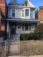 Pre-foreclosure in  E 72ND ST Chicago, IL 60619