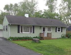  W Twin Lakes Blvd, Grayslake IL