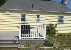 Pre-foreclosure Listing in CENTER ST MANCHESTER, CT 06040