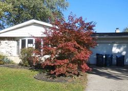 Pre-foreclosure in  ELLIS AVE South Holland, IL 60473
