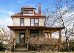 Pre-foreclosure in  S OAK PARK AVE Oak Park, IL 60304