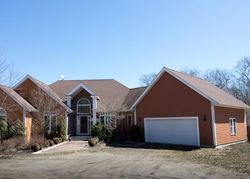  Hilton Ln, Swansea MA