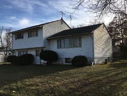 Pre-foreclosure in  BERKELEY LN Neptune, NJ 07753