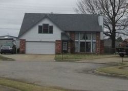 Pre-foreclosure in  E 96TH PL N Owasso, OK 74055