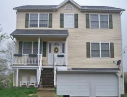 Pre-foreclosure Listing in RUEL ST WATERBURY, CT 06704