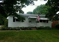 Pre-foreclosure in  STEVENSON AVE Akron, OH 44312