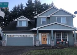 Pre-foreclosure in  SE 9TH AVE Canby, OR 97013