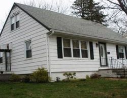 Pre-foreclosure Listing in MOUNT PLEASANT AVE STRATFORD, CT 06614