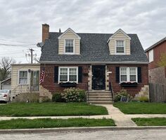 Pre-foreclosure in  W 114TH ST Chicago, IL 60655