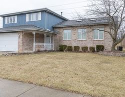 Pre-foreclosure in  CLOVERVIEW DR Tinley Park, IL 60477