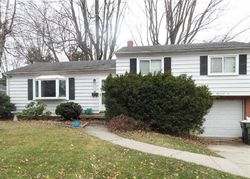 Pre-foreclosure Listing in SCRIBNER ST MAUMEE, OH 43537
