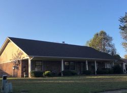 Pre-foreclosure in  CERRYDOWNS CT Meridianville, AL 35759