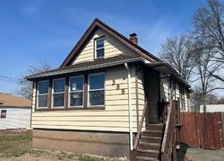 Pre-foreclosure Listing in MASARIK AVE STRATFORD, CT 06615