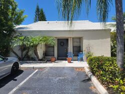  Sw 124th Ct, Miami FL