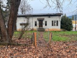 Pre-foreclosure in  WILLIS AVE Glendale, OR 97442