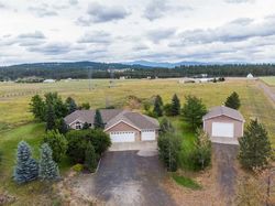 Pre-foreclosure in  E PEACEFUL LN Colbert, WA 99005