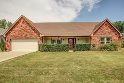  S Dogwood Ave, Broken Arrow OK