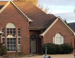 Pre-foreclosure in  LAKEWOOD DR Oakland, TN 38060