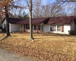 Pre-foreclosure in  ADAMS LOOP Tennessee Ridge, TN 37178