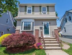 Pre-foreclosure Listing in LEWIS PL TOTOWA, NJ 07512