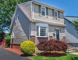 Pre-foreclosure Listing in LEWIS PL TOTOWA, NJ 07512