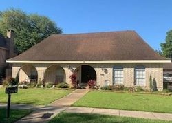 Pre-foreclosure in  YOSEMITE DR New Orleans, LA 70131