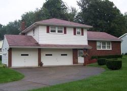  Navajo Pl, Youngstown OH