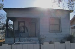 Pre-foreclosure Listing in LUCARD ST TAFT, CA 93268