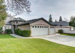  Windsor Park Dr, Bakersfield CA
