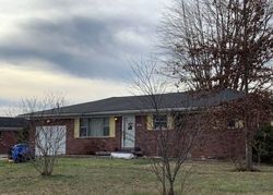 Pre-foreclosure Listing in N LAKE VIEW DR AUSTIN, IN 47102