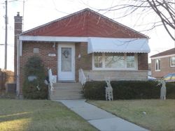 Pre-foreclosure in  S KOSTNER AVE Chicago, IL 60652