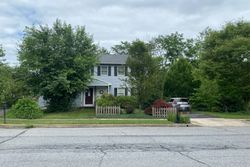 Pre-foreclosure in  LEININGER AVE Mohnton, PA 19540