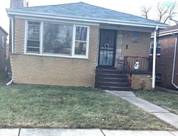 Pre-foreclosure Listing in FINCH AVE HARVEY, IL 60426