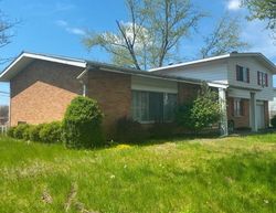 Pre-foreclosure in  THORAIN CT Dayton, OH 45416