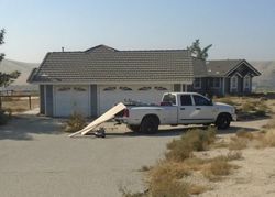 Pre-foreclosure in  KERN RIVER AVE Bakersfield, CA 93308