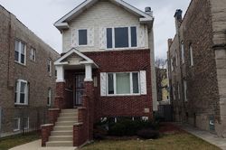 Pre-foreclosure in  W LEXINGTON ST Chicago, IL 60624