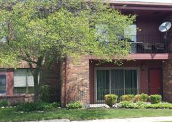 Pre-foreclosure in  VILLAGE HOUSE DR S B Southfield, MI 48033