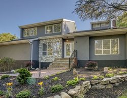  Godfrey Ln, Huntington NY