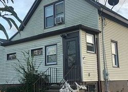 Pre-foreclosure Listing in BURR ST EAST HAVEN, CT 06512
