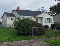 Pre-foreclosure Listing in FIR ST LONGVIEW, WA 98632